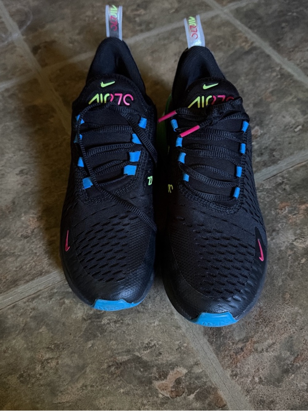 Nike Air 270 Retro Future
